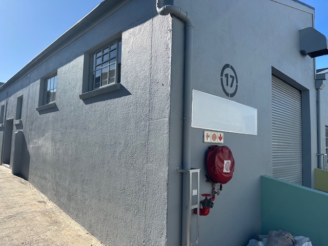 To Let commercial Property for Rent in Maitland Western Cape